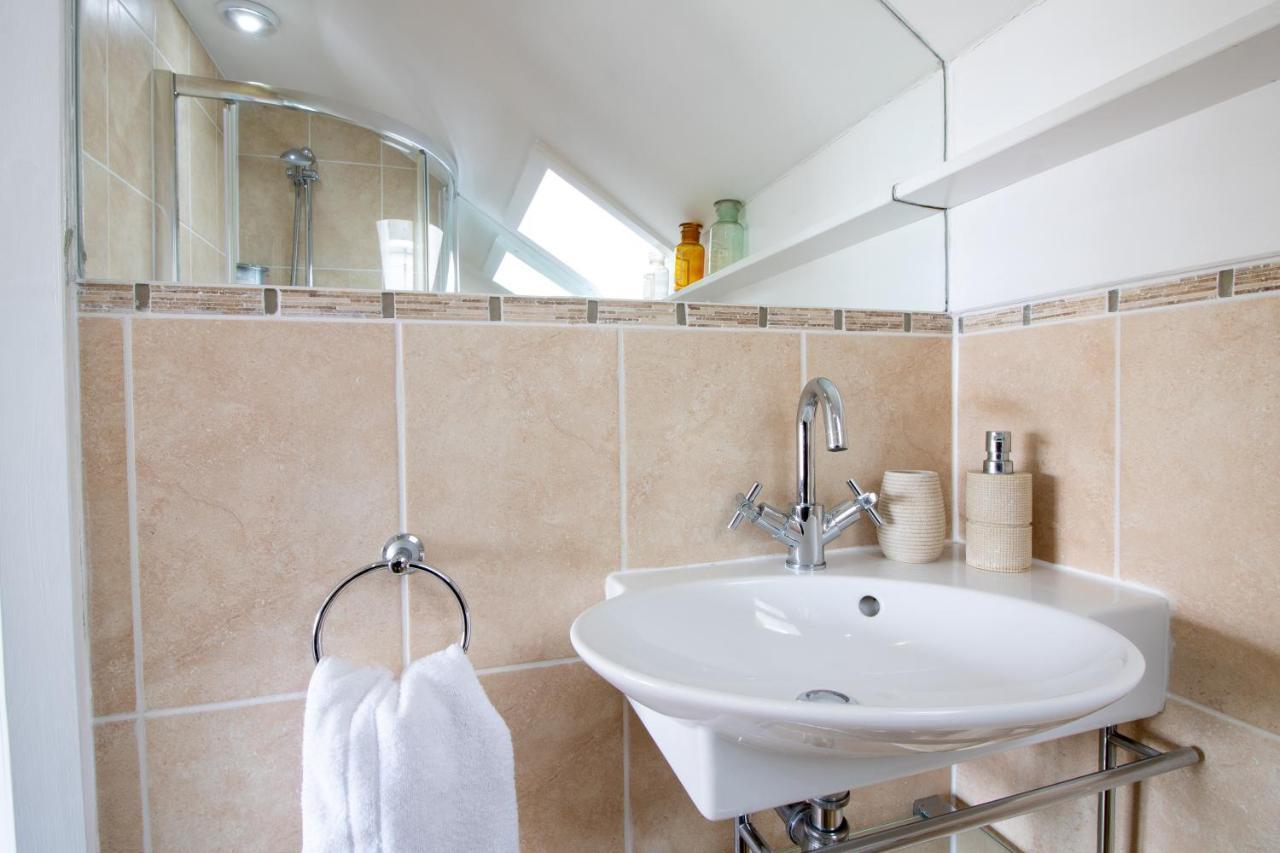 Villa Cormorant- Sea View, Couples Retreat Brixham Esterno foto